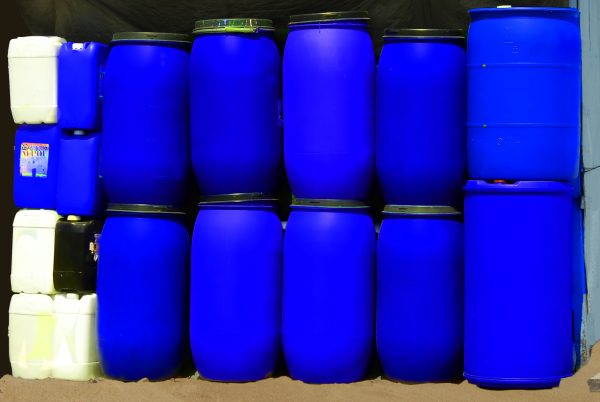 Les barriques bleues